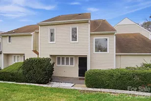 1648 Hollow Dr, Charlotte, NC 29212 - Photo 2