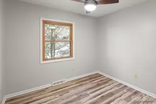 36 Auburndale Dr, Asheville, NC 28806 - Photo 16