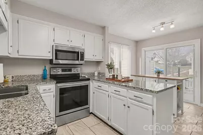 201 Eastwood Drive #401, Salisbury, NC 28146 - Photo 8