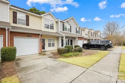 15558 Stronvar House Lane, Charlotte, NC 28277 - Photo 2