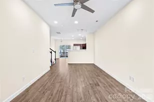 15558 Stronvar House Ln, Charlotte, NC 28277 - Photo 6