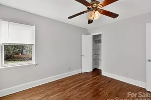 8413 Red Setter Ln, Charlotte, NC 28227 - Photo 18