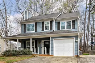 8413 Red Setter Ln, Charlotte, NC 28227 - Photo 2