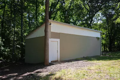 728 Morningside Drive, Mount Holly, NC 28120 - Photo 32