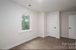 2340 13th Street NE, Hickory, NC 28601 - Photo 8