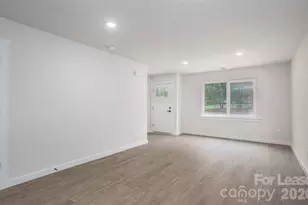 2340 13th Street NE, Hickory, NC 28601 - Photo 4