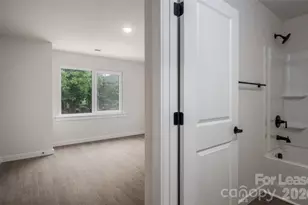 2340 13th Street NE, Hickory, NC 28601 - Photo 6