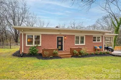 335 E Sumner Street, Lincolnton, NC 28092 - Photo 4