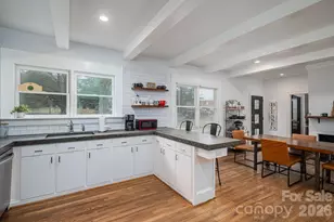 335 E Sumner St, Lincolnton, NC 28092 - Photo 16