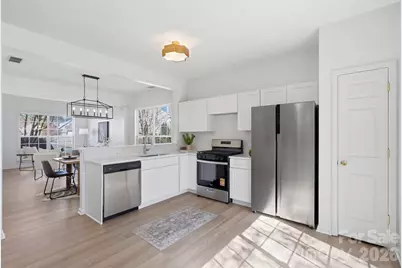 2443 Normancrest Court, Charlotte, NC 28270 - Photo 10