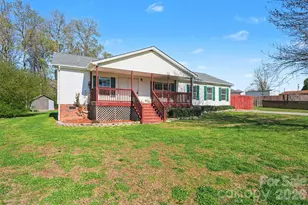 100 Acreview Ln, Maiden, NC 28650 - Photo 2