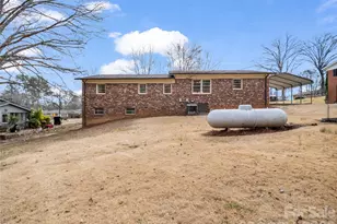 193 Oak Forest Dr, Forest City, NC 28043 - Photo 36