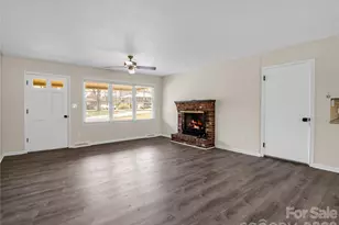 193 Oak Forest Dr, Forest City, NC 28043 - Photo 8