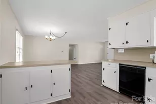 193 Oak Forest Dr, Forest City, NC 28043 - Photo 14