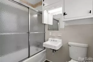 193 Oak Forest Dr, Forest City, NC 28043 - Photo 26