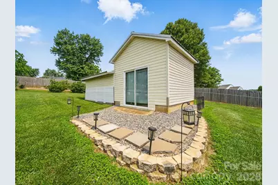 117 Pilots Ridge Drive, Bessemer City, NC 28016 - Photo 18