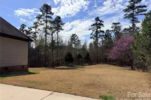 511 Alex D Owens Dr, Kings Mountain, NC 28086 - Photo 4