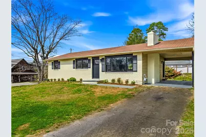 2 Oakland Street, Weaverville, NC 28787 - Photo 2