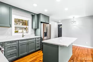 2 Oakland St, Weaverville, NC 28787 - Photo 14