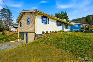 2 Oakland St, Weaverville, NC 28787 - Photo 4