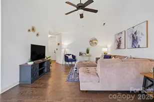 2540 Dalston Ln, Charlotte, NC 28210 - Photo 8