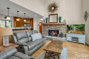 105 Tryon Bay Cir, Lake Lure, NC 28746 - Photo 8