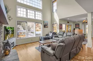 105 Tryon Bay Cir, Lake Lure, NC 28746 - Photo 4