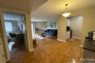 1323 Queens Rd, Charlotte, NC 28207 - Photo 26