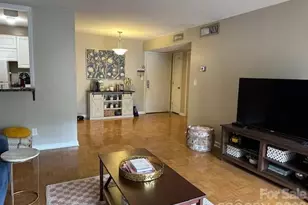 1323 Queens Rd, Charlotte, NC 28207 - Photo 16