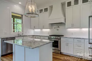 3434 Old Jonas Ridge Rd, Newland, NC 28657 - Photo 12