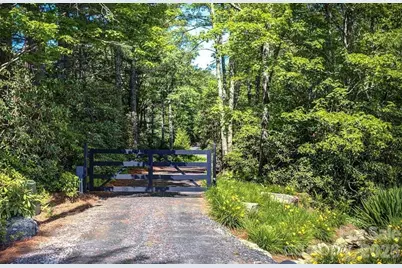 3434 Old Jonas Ridge Road, Newland, NC 28657 - Photo 8