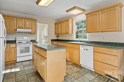 65 Gypsy Mountain Drive, Marion, NC 28752 - Photo 6