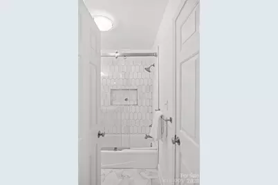 413 W 8th Street #N, Charlotte, NC 28202 - Photo 22