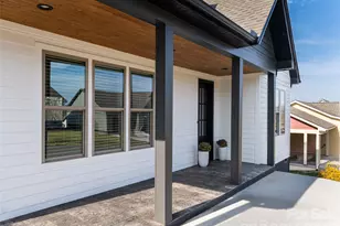 1031 Hillside Ridge Rd, Candler, NC 28715 - Photo 4