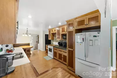 210 Avondale Drive, Lexington, NC 27295 - Photo 6