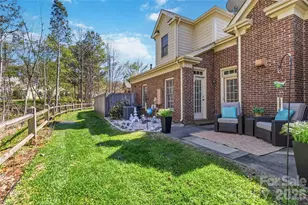 9155 Providence Colony Dr, Charlotte, NC 28277 - Photo 32