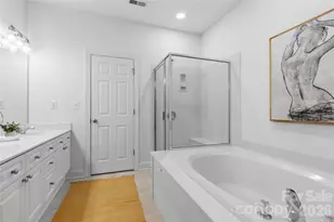 9155 Providence Colony Dr, Charlotte, NC 28277 - Photo 18