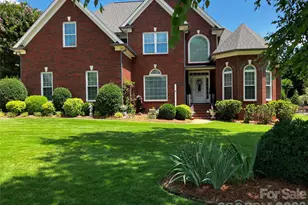 2289 Woodridge Dr, Fort Mill, SC 29715 - Photo 1