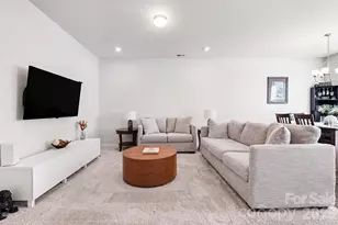 9106 Widden Wy, Charlotte, NC 28269 - Photo 2