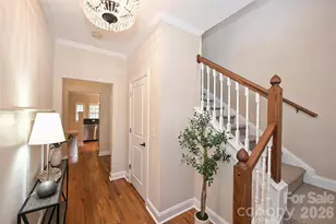 4617 Dabney Vigor Dr, Charlotte, NC 28209 - Photo 2