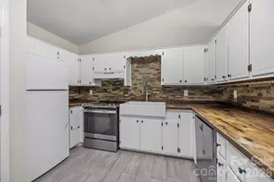 3545 Heather Ln, Gastonia, NC 28056 - Photo 4