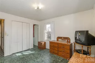 56 Fairview Ave, Hendersonville, NC 28792 - Photo 10