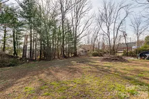 56 Fairview Ave, Hendersonville, NC 28792 - Photo 18