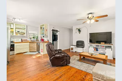 6 Nelson Road, Hendersonville, NC 28791 - Photo 14