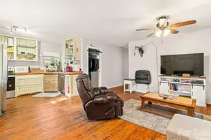 6 Nelson Rd, Hendersonville, NC 28791 - Photo 14