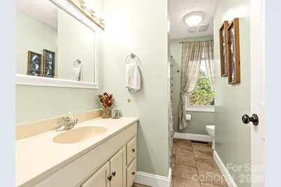 6 Nelson Road, Hendersonville, NC 28791 - Photo 12