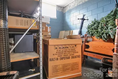 318 Laurel Avenue, Grover, NC 28073 - Photo 18