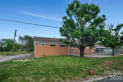 318 Laurel Avenue, Grover, NC 28073 - Photo 2