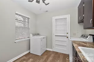 517 Grandin Rd, Charlotte, NC 28208 - Photo 26