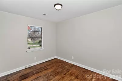 517 Grandin Road, Charlotte, NC 28208 - Photo 18
